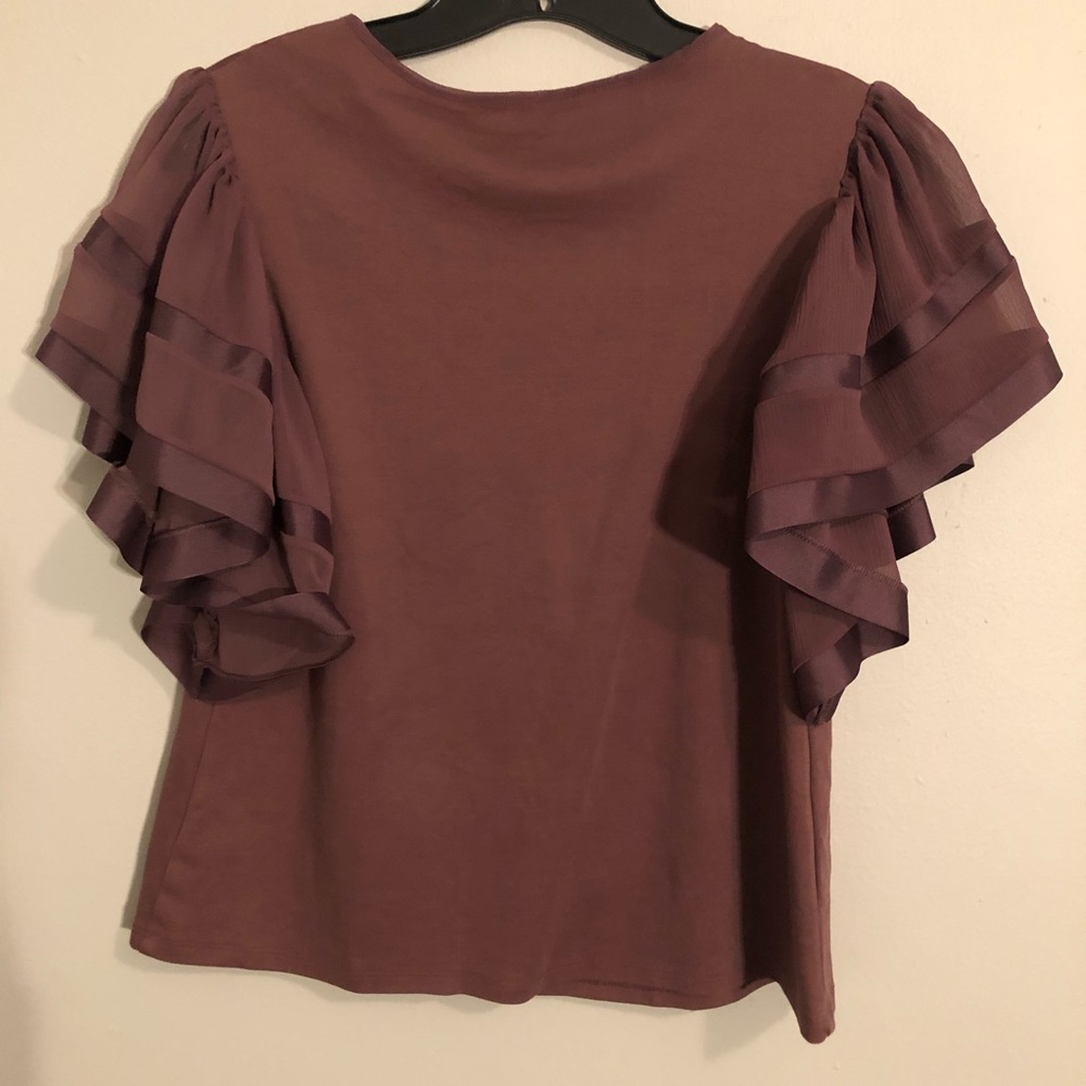 Express Ruffle Sleeve Blouse - Picture 4 of 4